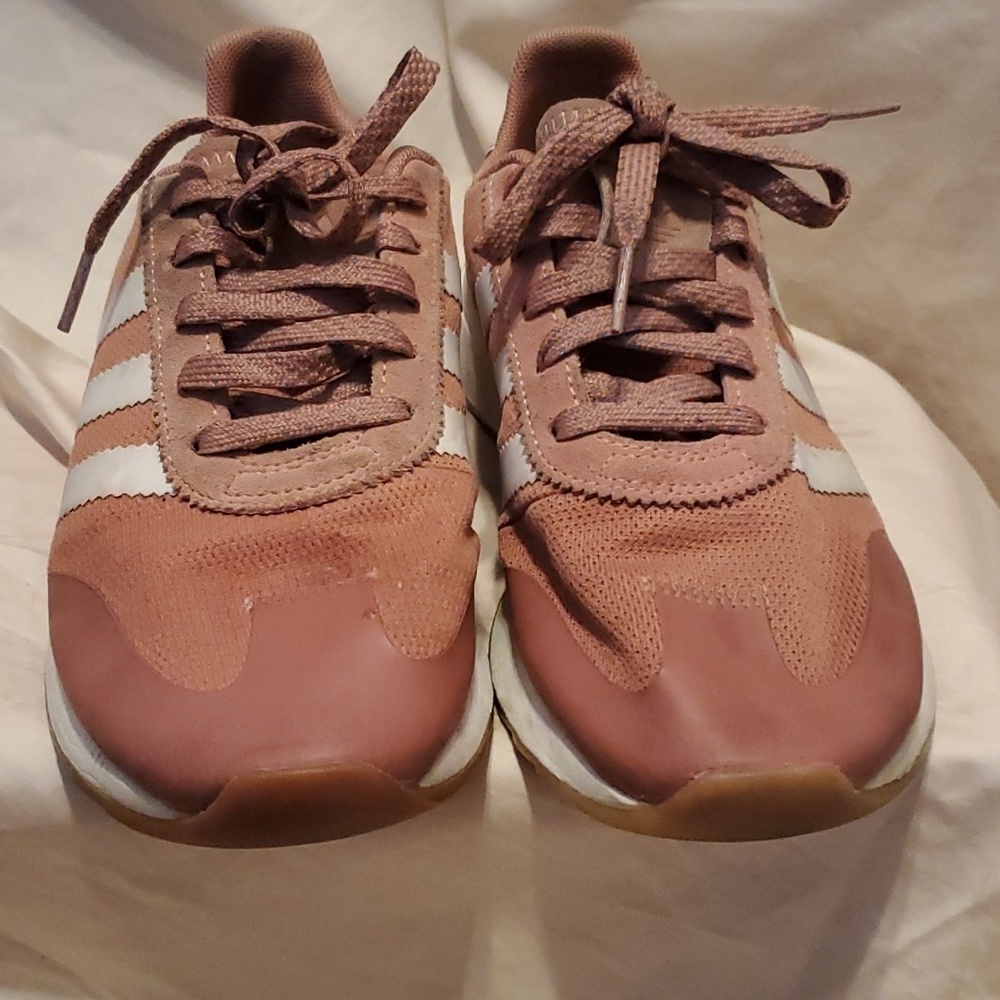 Adidas Sneakers SZ 7